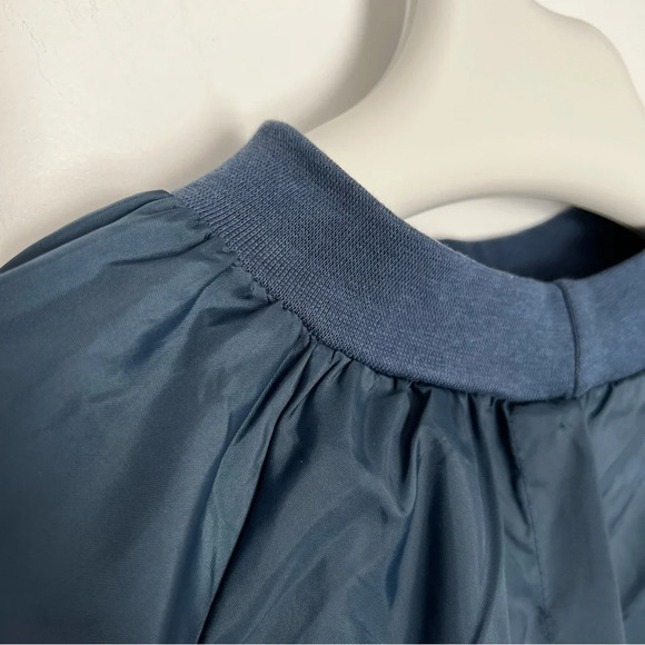 Roots rain jacket - Picture 5 of 10